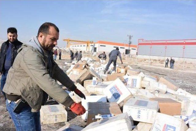 Aksaray'da 300 Bin Paket Kaçak Sigara Imha Edildi