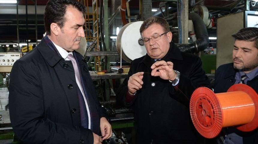 D&uuml;ndar&rsquo;dan Kablo Devine Ziyaret