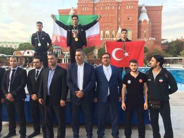 D&uuml;nya Şampiyonasından Madalyalarla D&ouml;nd&uuml;ler 1