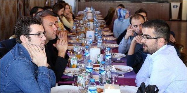 Diş Hekimlerinden Başkan Sekmen&rsquo;e Teşekk&uuml;r 1