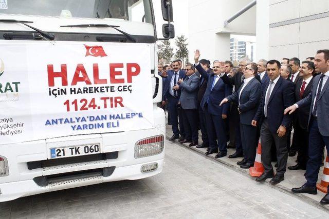 Antalya’dan Halep’e 10 Tır İnsani Yardım