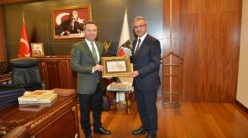 Başkan K&ouml;şker Diyarbakır&rsquo;da İlk Ziyaret Vali Aksoy&rsquo;a