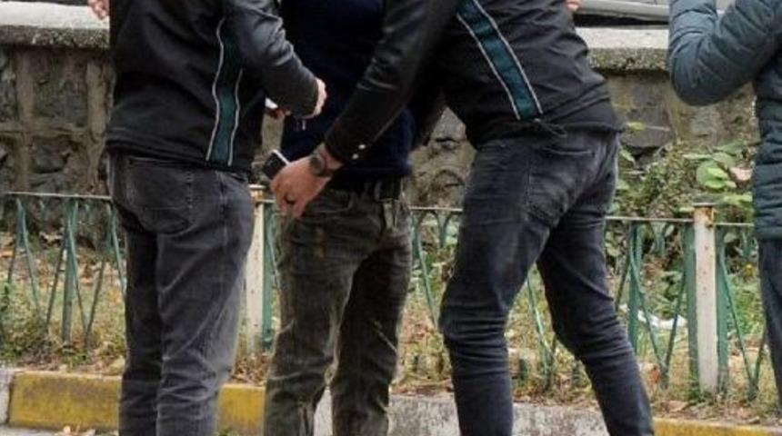 Okul &Ccedil;evrelerinde Uyuşturucu Denetimi