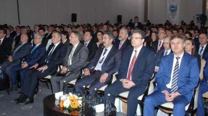 M&uuml;steşar &Ouml;zt&uuml;rk: 81 Ilimizin Atık Y&ouml;netimi Planlarını Oluşturuyoruz