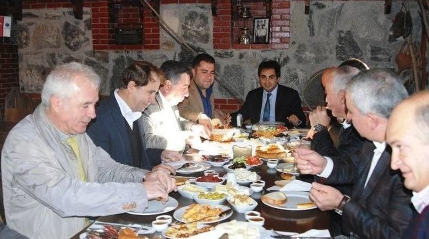 Bursa&rsquo;nın Spor Adamları Kardelen&rsquo;de Bir Araya Geldi