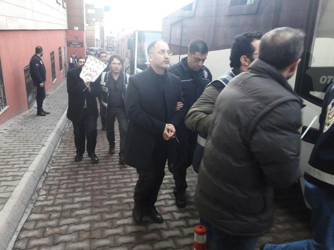 Kayseri&rsquo;de 20 Polis Mahkemeye Sevk Edildi