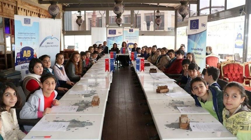 Mersin Ab Bilgi Merkezi, &Ccedil;ocuklara Haklarını Anlattı