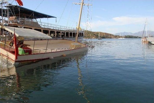 Fethiye’de Günlük Gezi Teknesi Battı