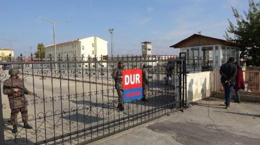 Edirne F Tipi Cezaevi'nde Demirtaş Ve Zeydan I&ccedil;in A&ccedil;lık Grevi