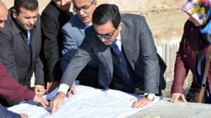 Belediye Başkanı Asri Mezarlık Projesi Alanında İnceleme Yaptı