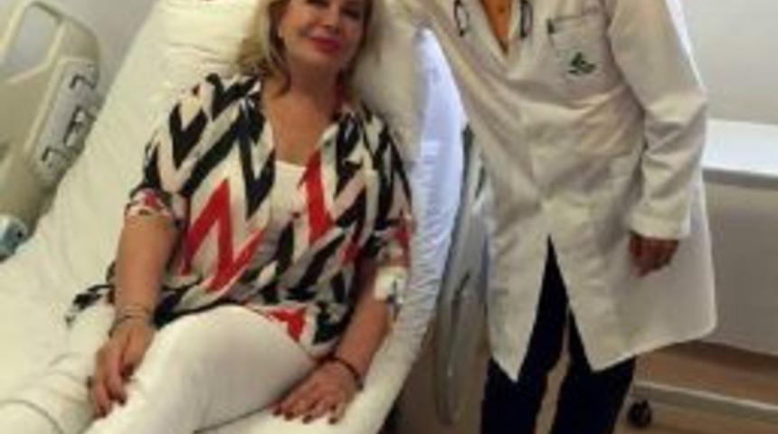 Hayranları Emel Sayın I&ccedil;in Meraklandı