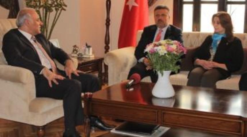 Ak Parti&rsquo;den Vali Zorluoğlu&rsquo;na Ziyaret