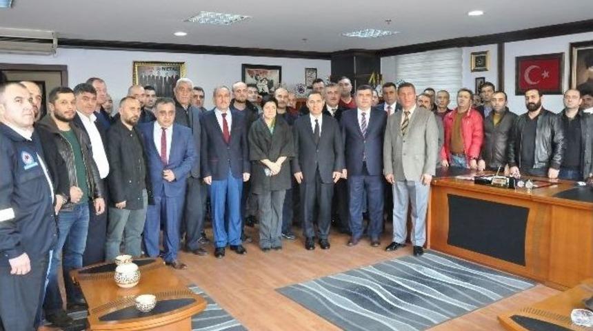 Başkan Uysal, Erdemir İş&ccedil;isine Destek Verdi