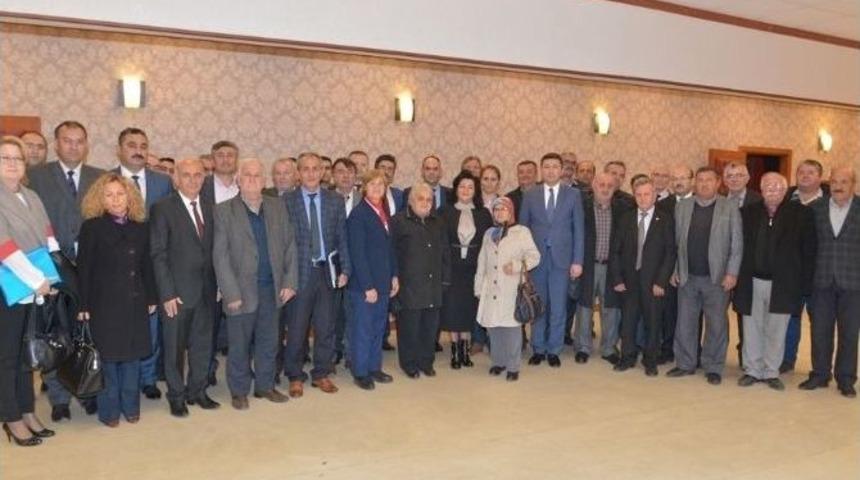 Vali Civelek, Pınarhisar İl&ccedil;esindeki Muhtarlarla Bir Araya Geldi