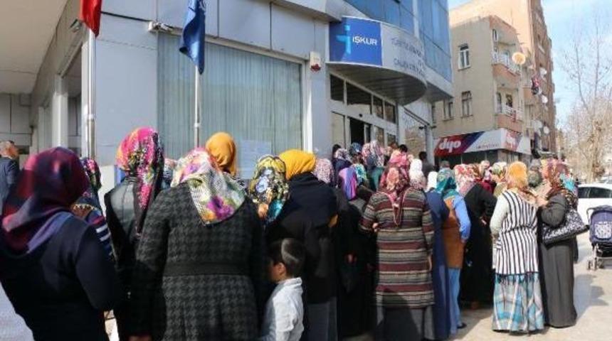 Adıyaman'da Iş Kuyruğu