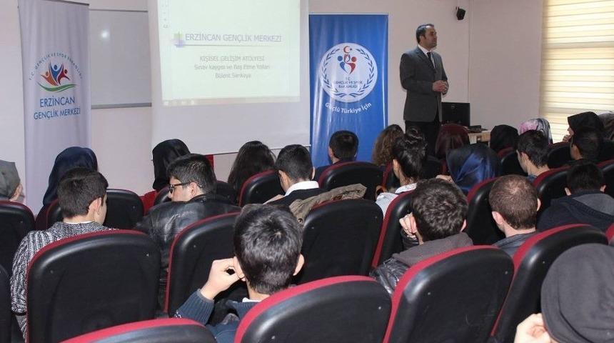 Gen&ccedil;lere "sınav Kaygısı Ve Baş Etme Yolları" Semineri