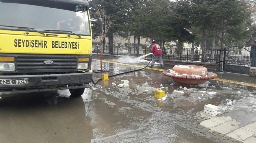 Seydişehir Belediyesinden Kış Temizliği
