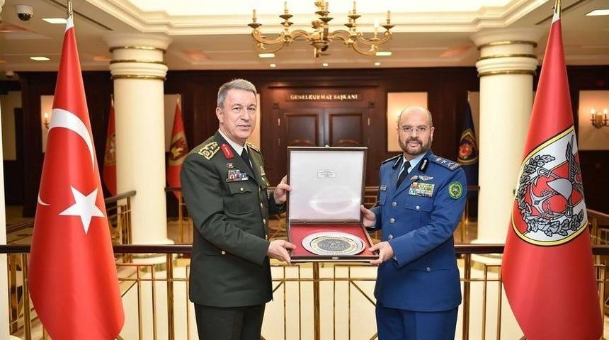 Orgeneral Akar, Suudi Korgeneral Alruwaılı İle Bir Araya Geldi