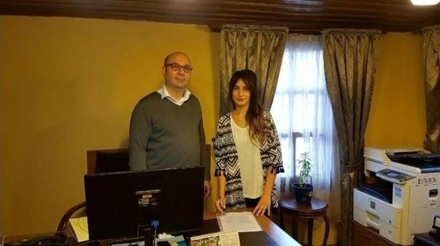 Ad&uuml;&rsquo;l&uuml; Karag&uuml;lle&rsquo;nin Tez &Ccedil;alışması Desteklenecek