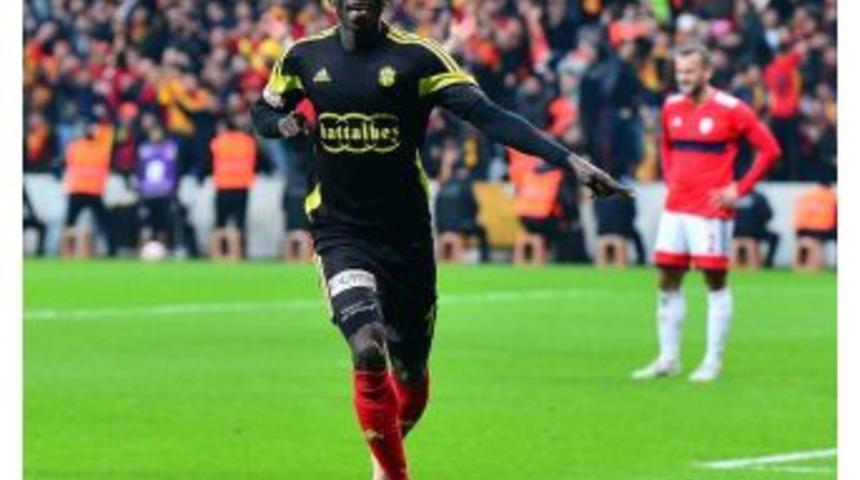 Diabang Dialiba Atıyor, Evkur Yeni Malatyaspor Şampiyonluğa Koşuyor