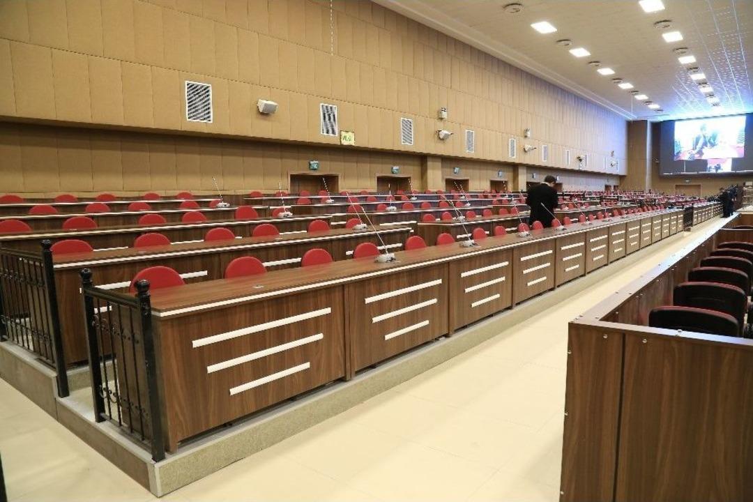 T&uuml;rkiye&rsquo;nin En B&uuml;y&uuml;k Duruşma Salonu Fet&ouml;&rsquo;c&uuml; Darbecileri Yargılamak İ&ccedil;in Hazır