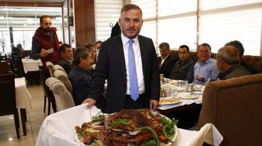 Yılbaşında Hindi Dolması Yerine Ankara Oğlak Dolması &Ouml;nerisi