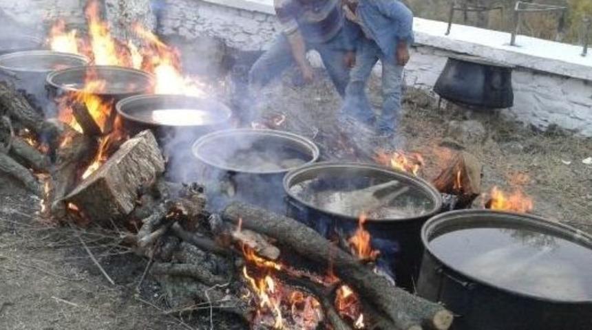 Aydın&rsquo;da &Uuml;reticiler Yağmur Duasında