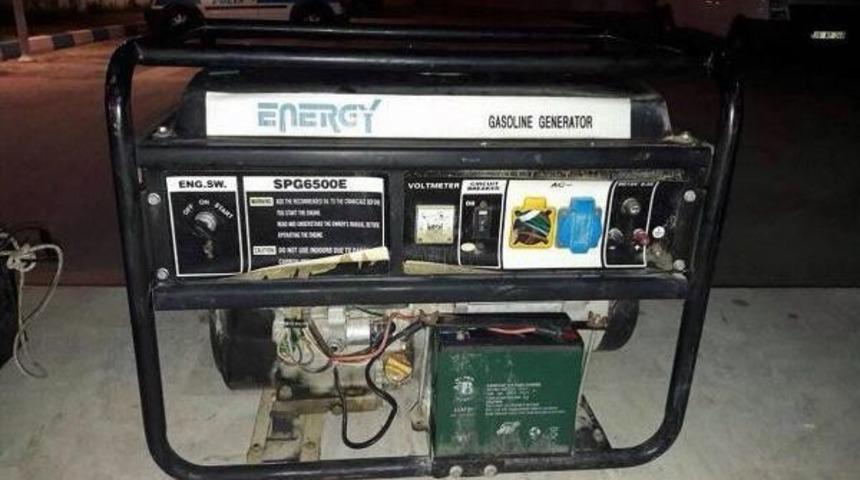 Hırsızlık Ş&uuml;phelilerini, Kullandıkları &Ouml;d&uuml;n&ccedil; Kamyonet Yakalattı