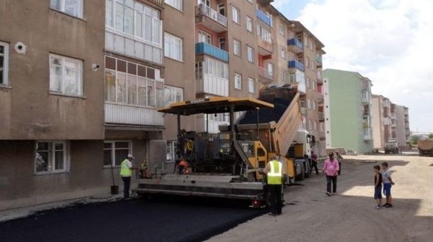 Paland&ouml;ken Belediyesi 2016 Yılı İ&ccedil;erisinde 50 Bin Ton Asfalt Serdi