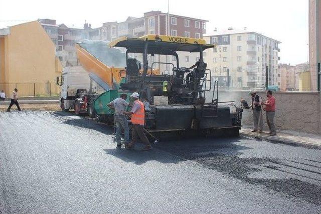 Palandöken Belediyesi 2016 Yılı İçerisinde 50 Bin Ton Asfalt Serdi