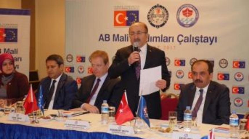 Başkan G&uuml;mr&uuml;k&ccedil;&uuml;oğlu Ab Mali Yardımları &Ccedil;alıştayı&rsquo;nda Konuştu