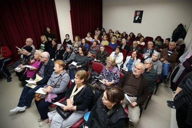 Kitap Okumak Alzheimer’ı Önlüyor