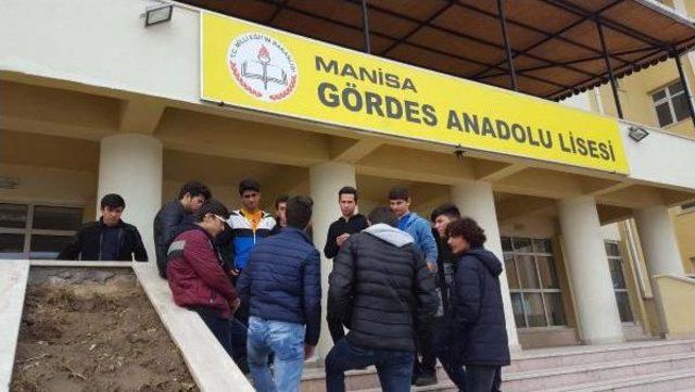 Gördes Anadolu Lisesi'ni Yasa Boğan Ölüm (2)