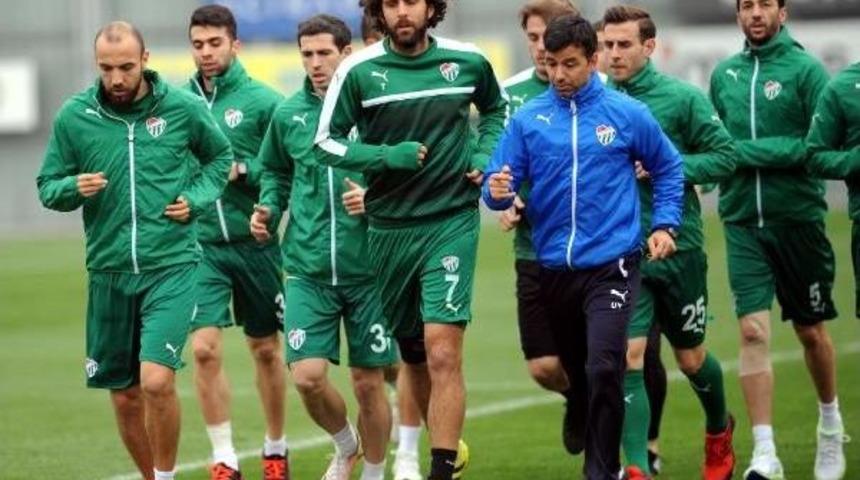 Bursaspor&rsquo;A Destek Ve Moral Ziyareti