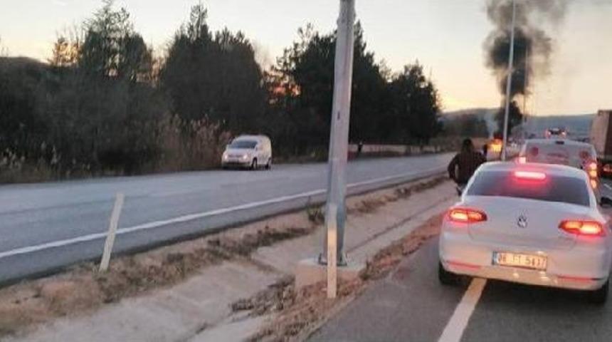 Otomobil Alev Alev Yandı