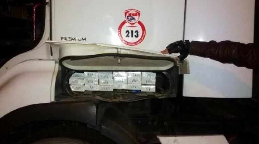Kayseri'de Bir Tır'da 9 Bin 100 Paket Kaçak Sigara Ele Geçirildi