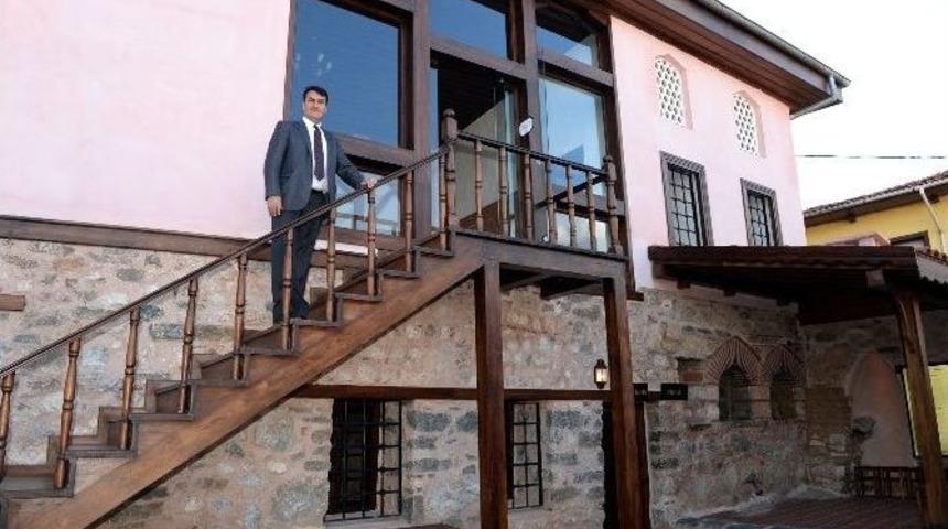 Osmangazi Başarılarını &Ouml;d&uuml;lle Ta&ccedil;landırıyor