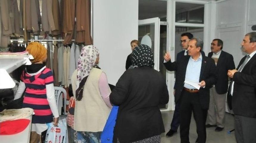 Bu Mağaza&rsquo;da &Uuml;cretsiz Giyiniliyor