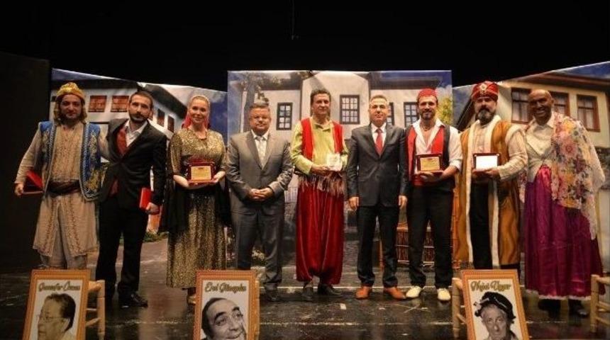 Bilecik’te “köşkü Muamma” Adlı Oyun Sahne Aldı