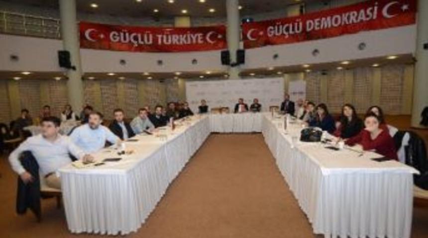 Firmalara Otomotiv Kompozitlerinde Hızlı &Uuml;retim Teknikleri Eğitimi