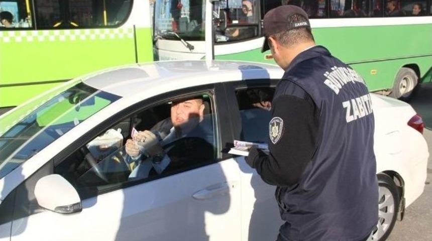 Sokaklarda Dilenenleri İlgili Kurumlara Y&ouml;nlendirin