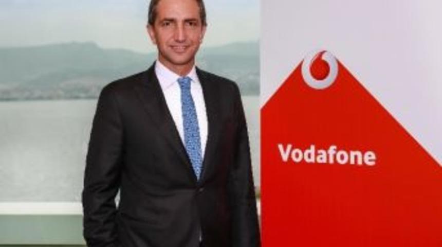 Engin Aksoy: "2020&rsquo;de Kurumsal Pazarda Bulut Bilişim Pazar B&uuml;y&uuml;kl&uuml;ğ&uuml; 174 Milyar Dolara Olacak"