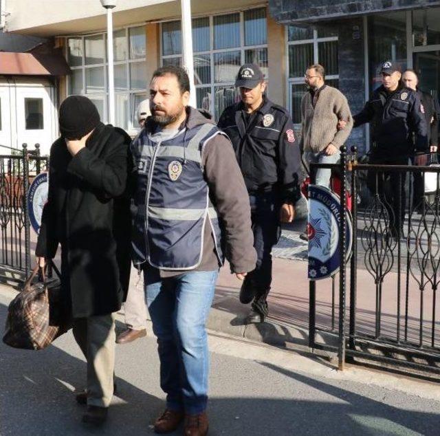 Fetö Operasyonunda Gözaltına Alınan 31 Akadamesyen Adliyeye Sevk Edildi