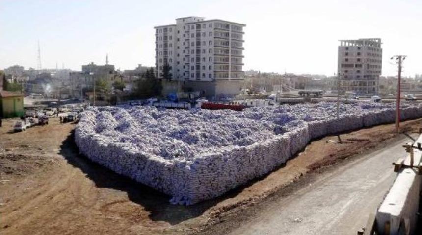 Şanlıurfa&rsquo;Da &Uuml;cretsiz K&ouml;m&uuml;r Dağıtımı Başladı