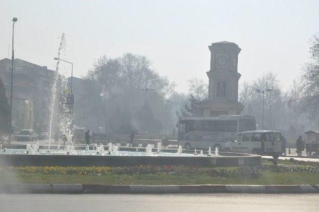 İneg&ouml;l Zehir Soluyor 1