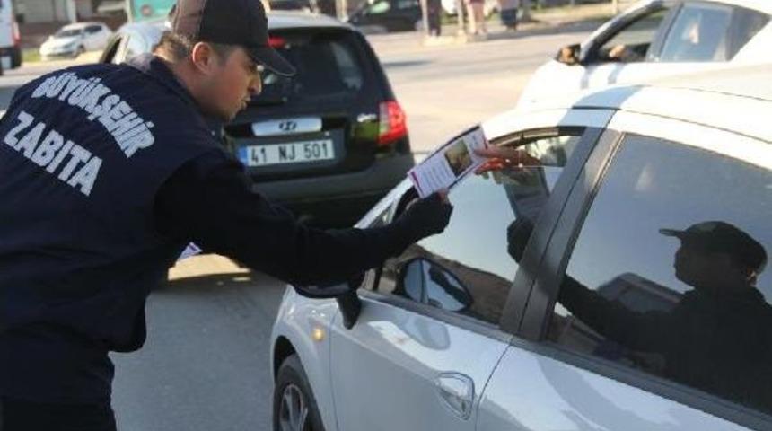 Zabıta Dilencilere Karşı Broş&uuml;r Dağıttı