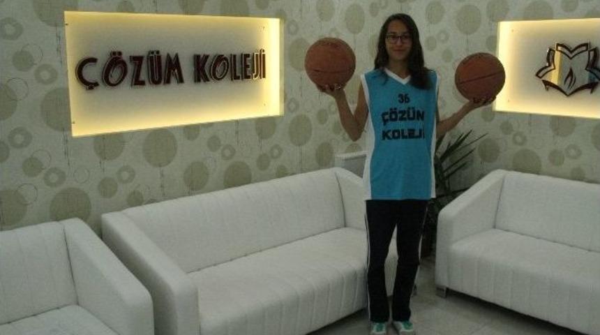 Yozgat &Ccedil;&ouml;z&uuml;m Koleji &Ouml;ğrencisi Şevval Atlı, Milli Takıma Se&ccedil;ildi