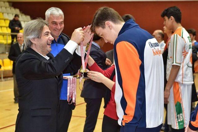 Okullararası Şehit Ömer Halisdemir Basketbol Turnuvası’nın Galibi Belli Oldu