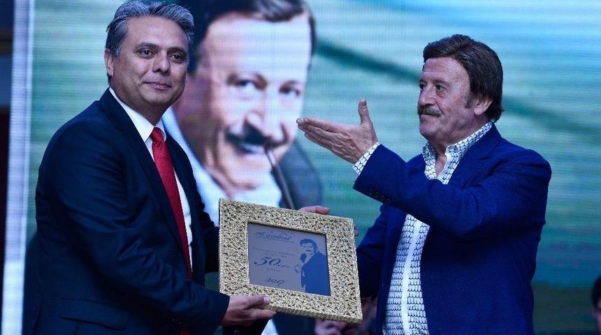 Başkan Uysal&rsquo;dan Selami Şahin&rsquo;e Kutlama