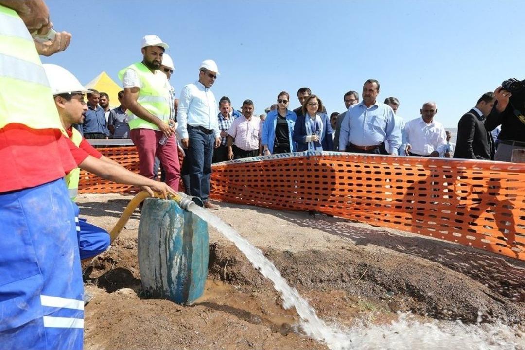 B&uuml;y&uuml;kşehir&rsquo;den 350 K&ouml;ye Alt Ve &Uuml;st Yapı Hizmeti